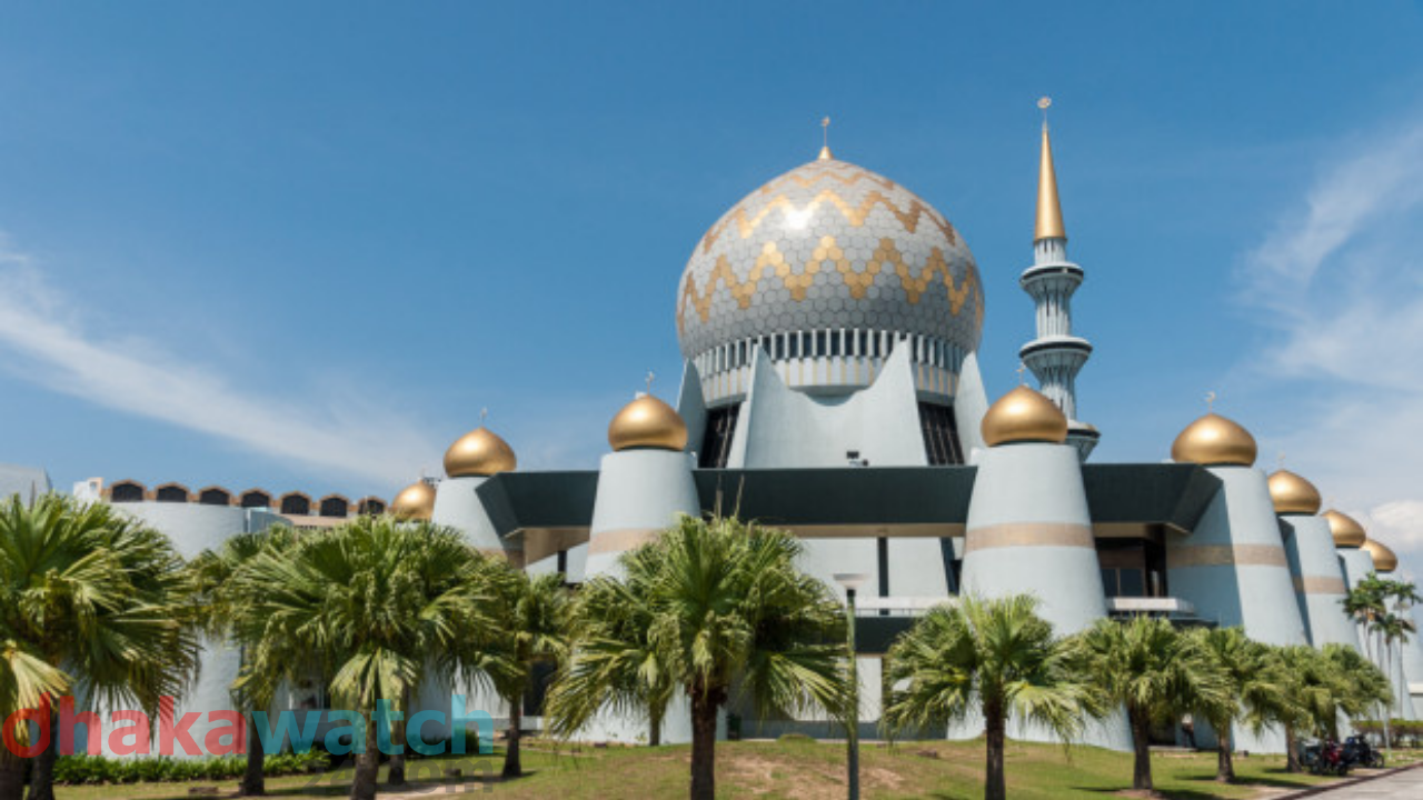 মালয়েশিয়ার তেরেঙ্গানু রাজ্যে জুমার নামাজ না পড়লে ২ বছরের জেল